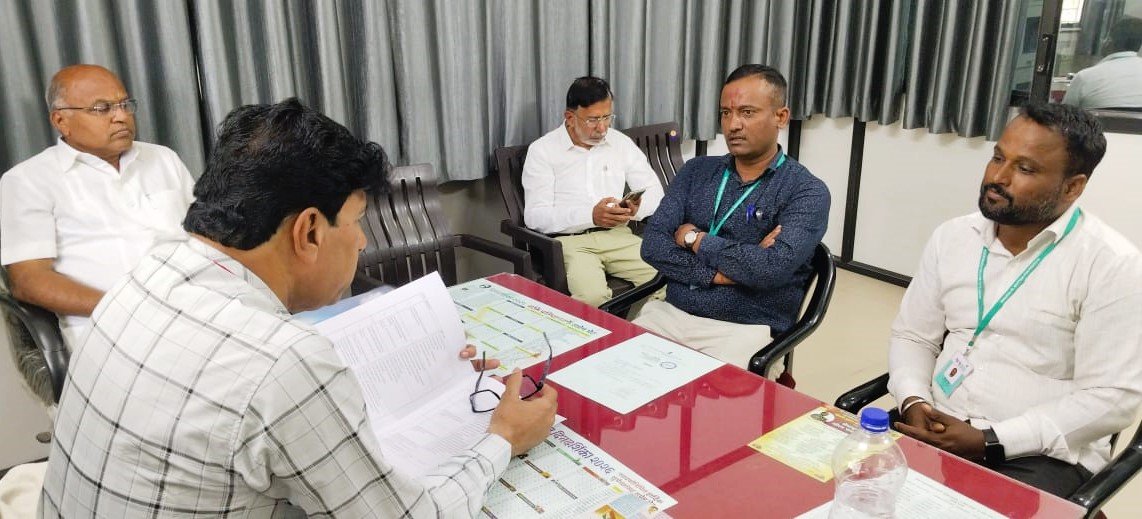 ‘मूल्यवर्धन ३.०’ पायाभूत मूल्यांकन सर्वेक्षणास अभूतपूर्व प्रतिसाद; ३५ जिल्ह्यांतल्या ४६४ शाळांमध्ये SMF तर्फे झाले सर्वेक्षण - Image 2 ‘मूल्यवर्धन ३.०’ पायाभूत मूल्यांकन सर्वेक्षणास अभूतपूर्व प्रतिसाद; ३५ जिल्ह्यांतल्या ४६४ शाळांमध्ये SMF तर्फे झाले सर्वेक्षण - Image 2